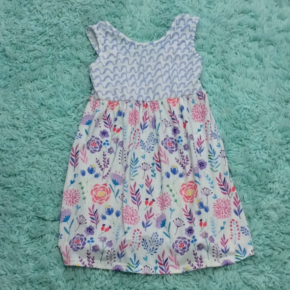 Floral kids dress 🦄3 for $15 🦄